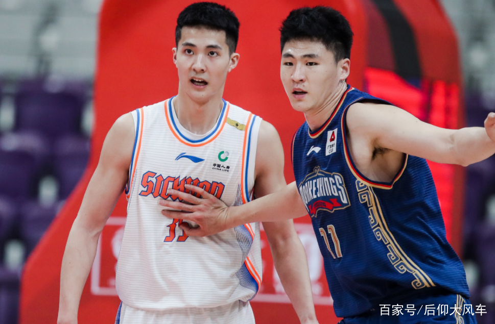 包含CBA常规赛最新形势：罗马高居榜首，拜仁慕尼黑强势追赶，冠军归属成迷的词条